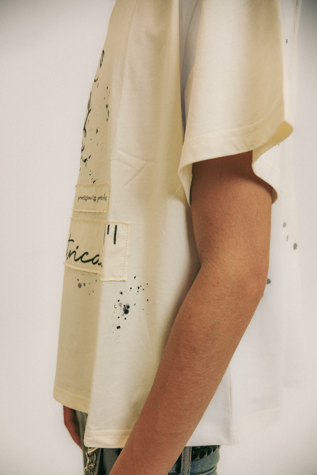 AUTOGRAPH TEE